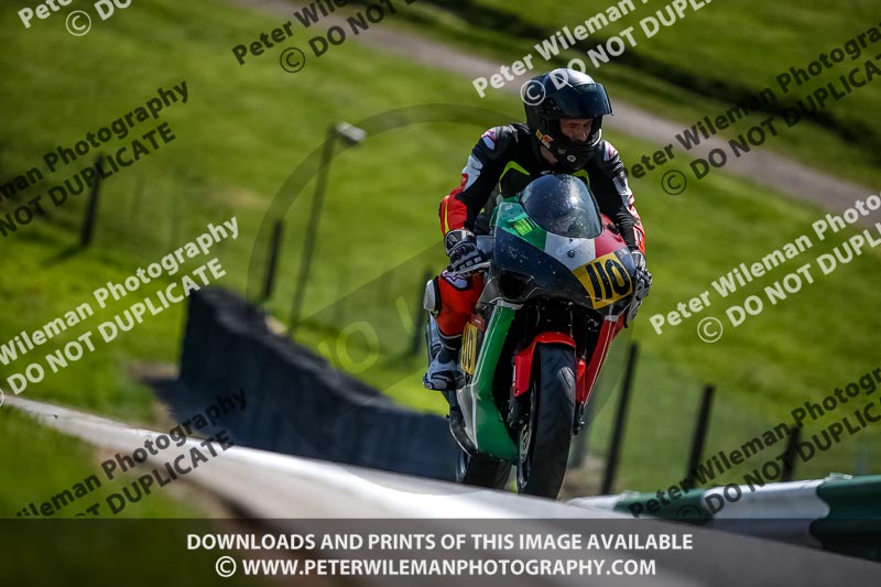 cadwell no limits trackday;cadwell park;cadwell park photographs;cadwell trackday photographs;enduro digital images;event digital images;eventdigitalimages;no limits trackdays;peter wileman photography;racing digital images;trackday digital images;trackday photos